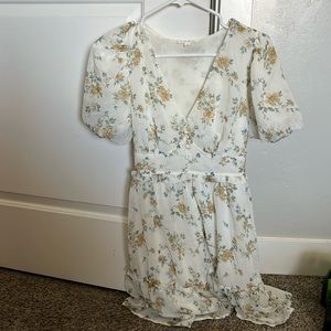 Almost new dress wore for my bridal shower. Bought at boot barn